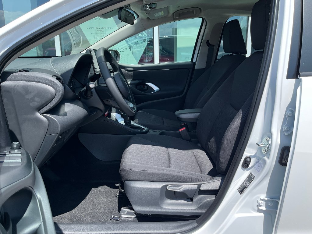 Mazda 2 Hybrid