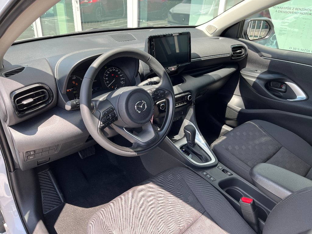 Mazda 2 Hybrid