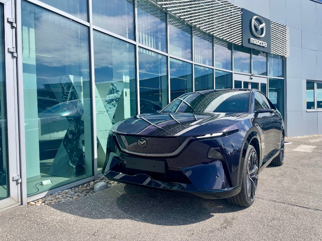 Mazda CX-6e